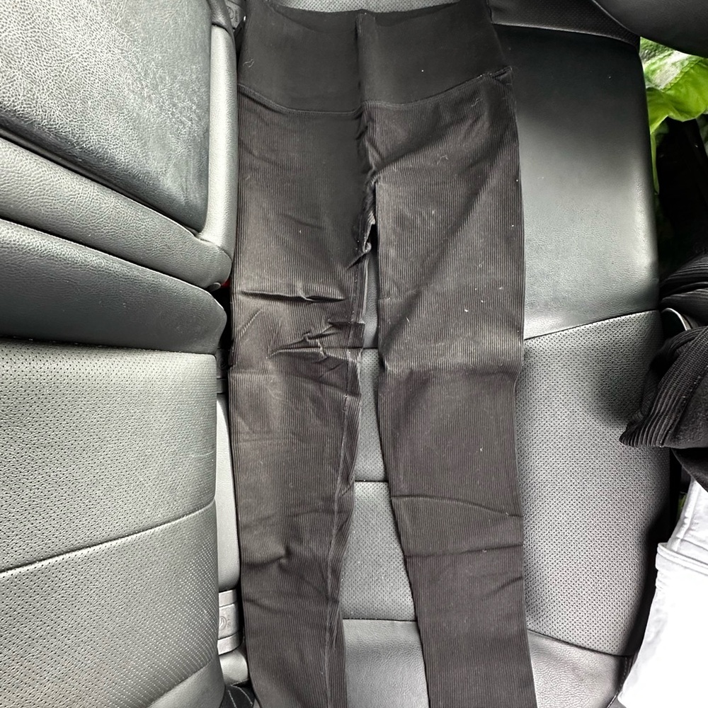 Black Victoria Sport Leggings